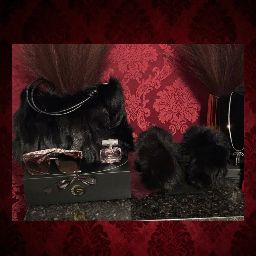 Luxury Gift Box for Her – Treasured Signature Box