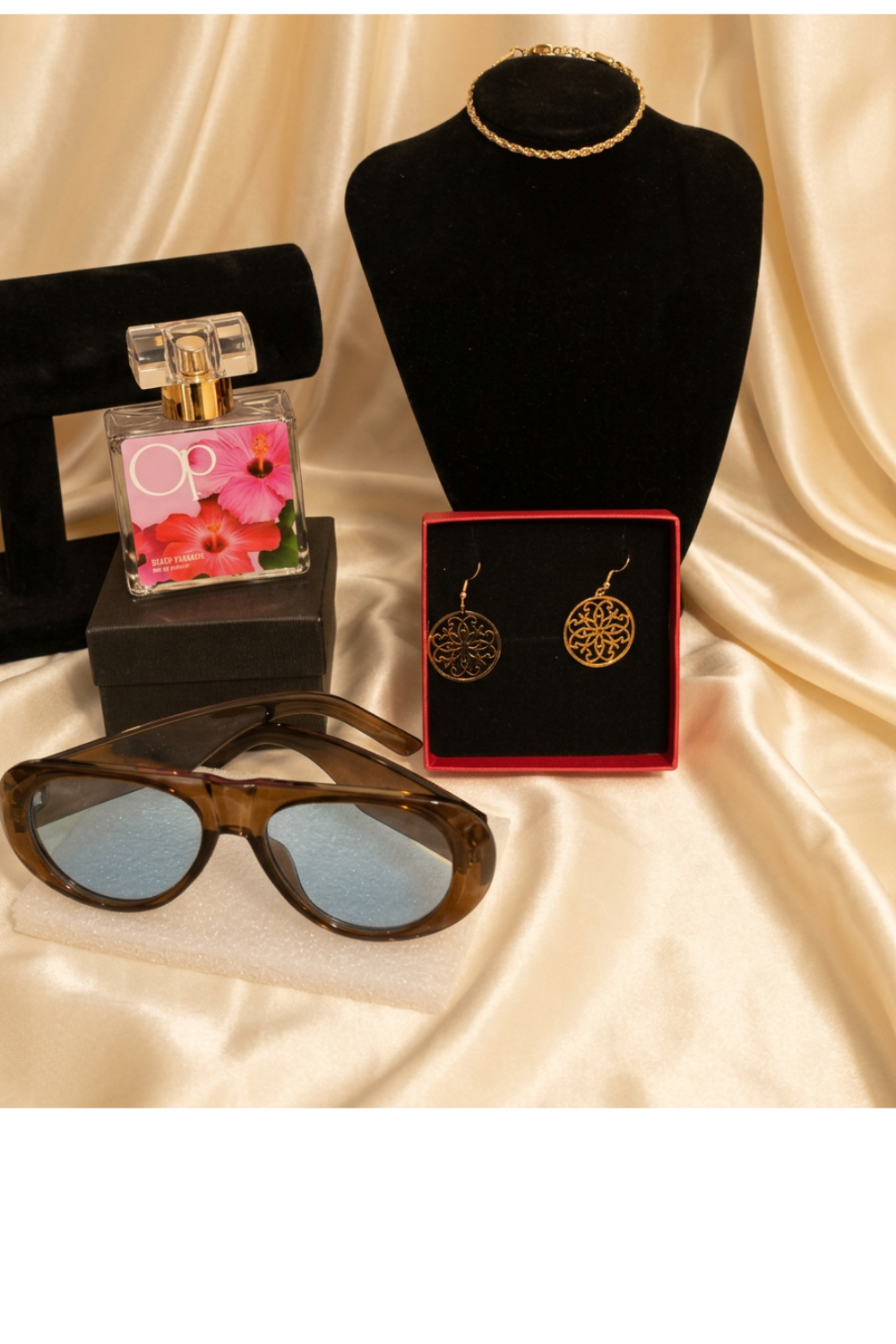 Luxury Gift Box for Her – Treasured Signature Box
