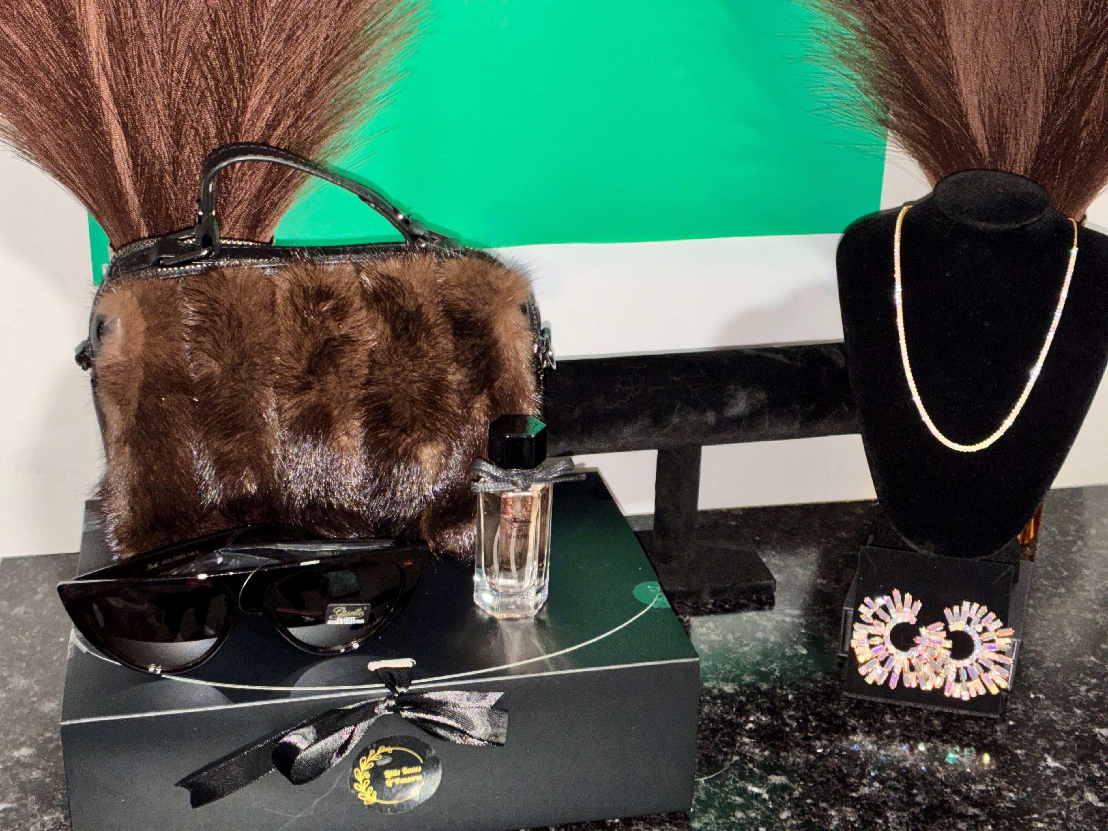 Real fur handbag lab created diamond necklace zircon earrings sunglasses and perfume