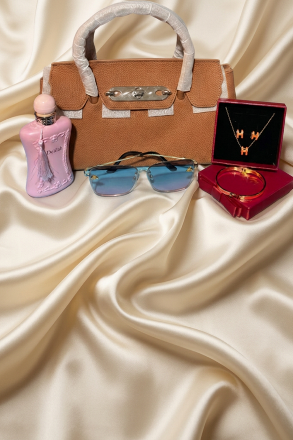Luxury Gift Box for Her – Treasured Signature Box