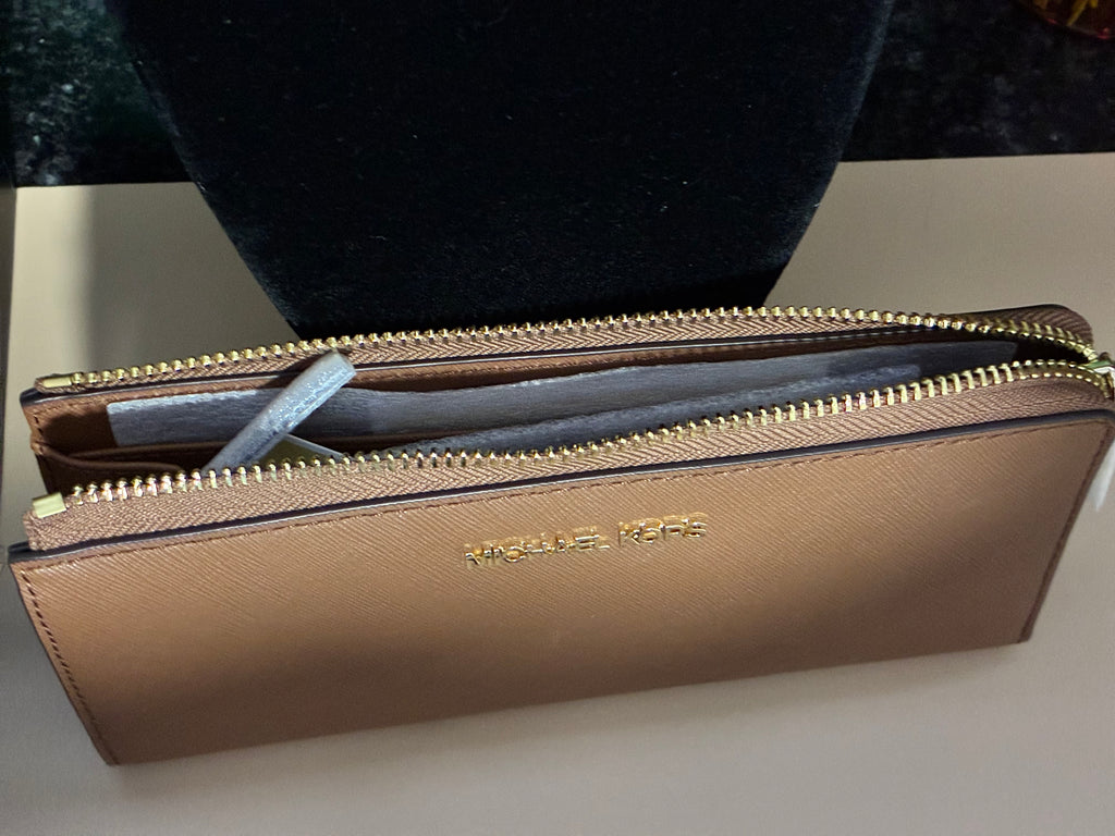 Micheal Kors Wallet