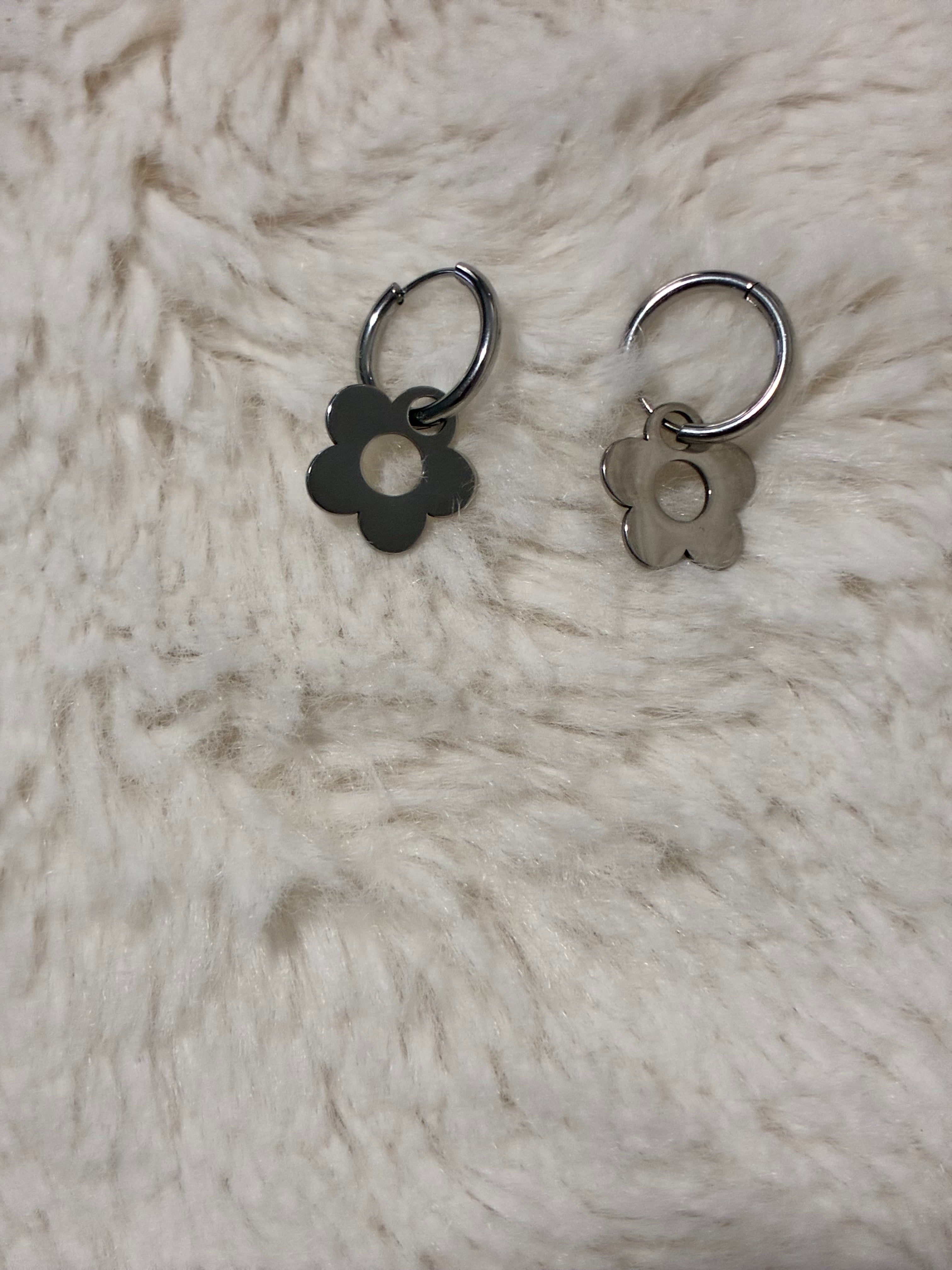 Silver stainless steel clover hoop earrings