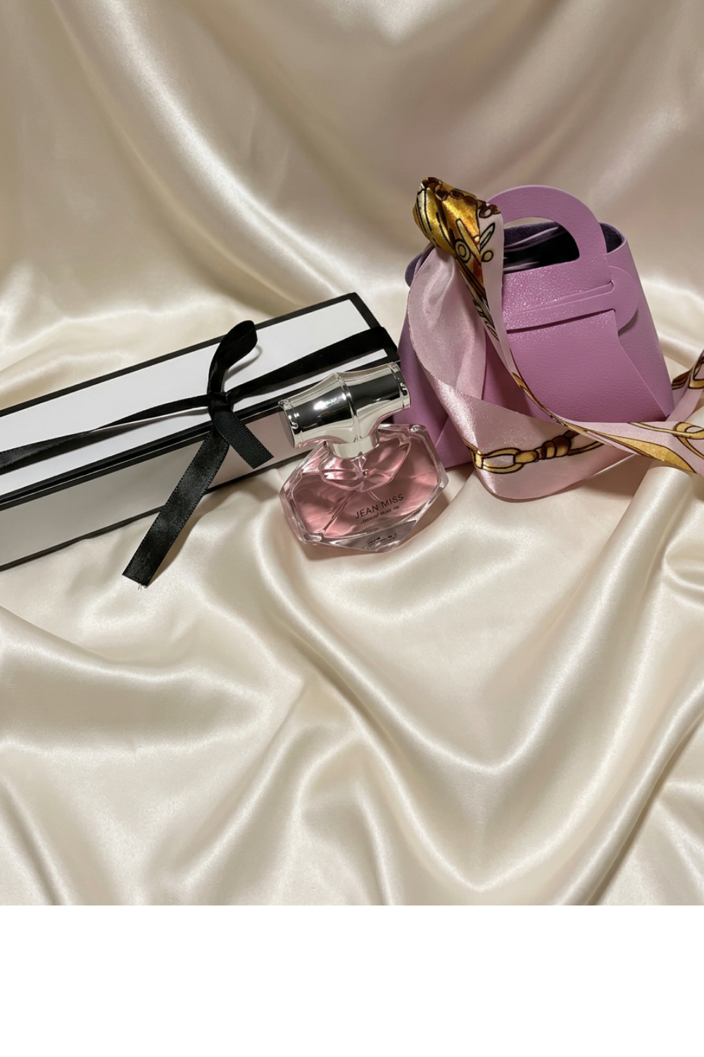 Gift Box for Her – Treasured Special Someone Box