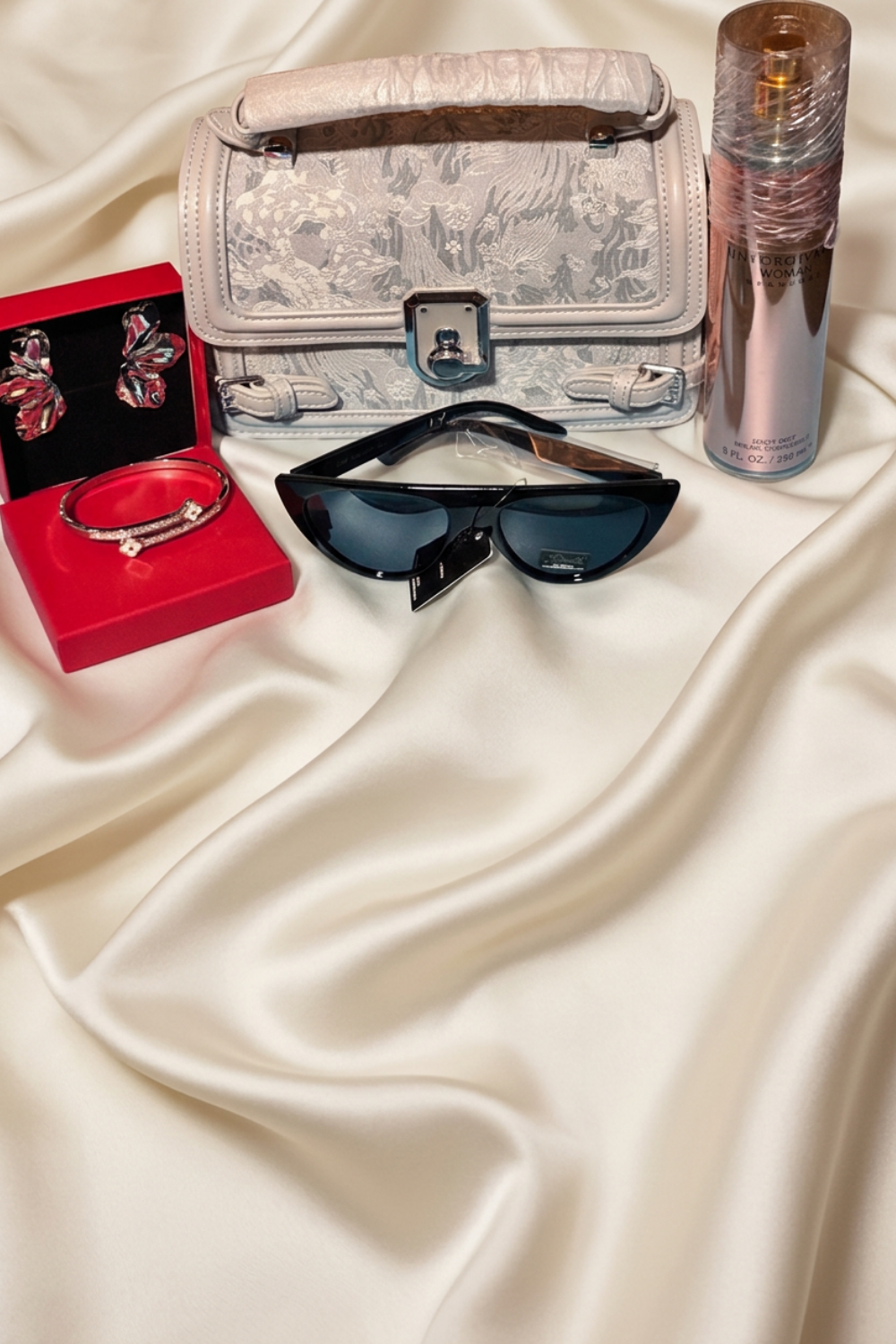Luxury Gift Box for Her – Treasured Signature Box