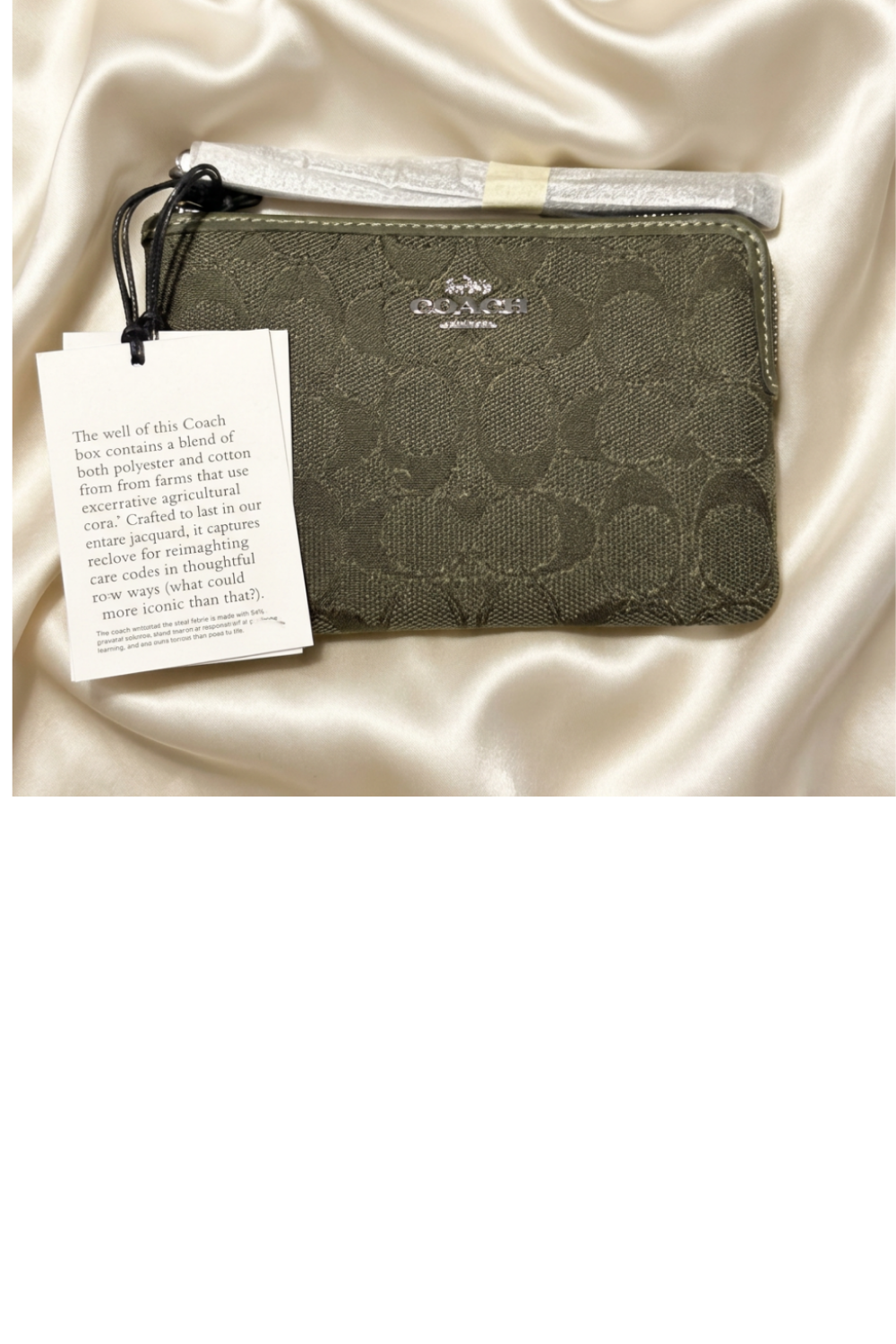 Coach wristlet wallet