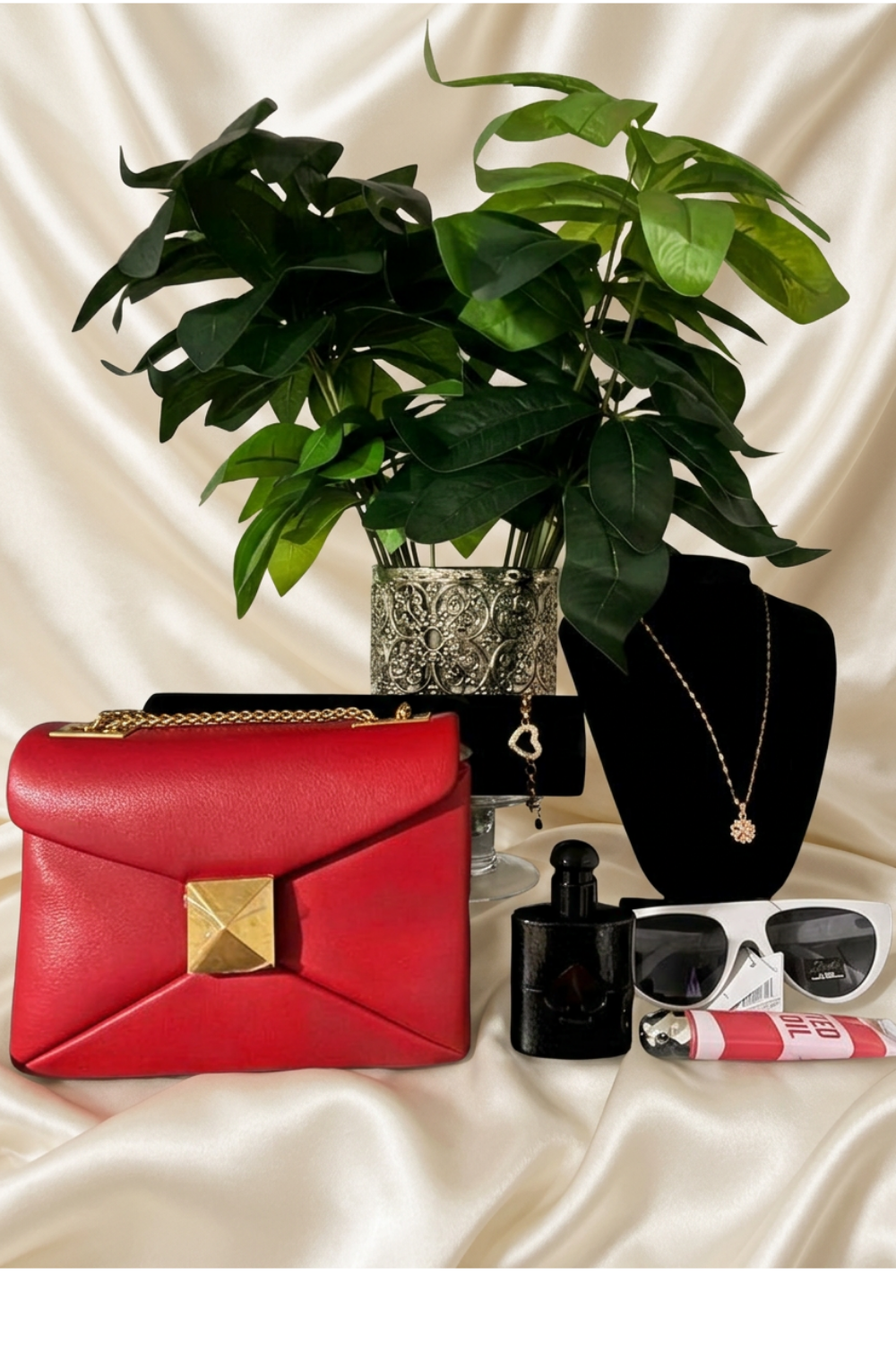 Luxury Gift Box for Her – Treasured Signature Box